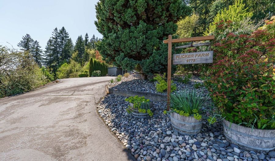 9775 SE 302ND Ln, Boring, OR 97009 - 6 Beds, 2 Bath