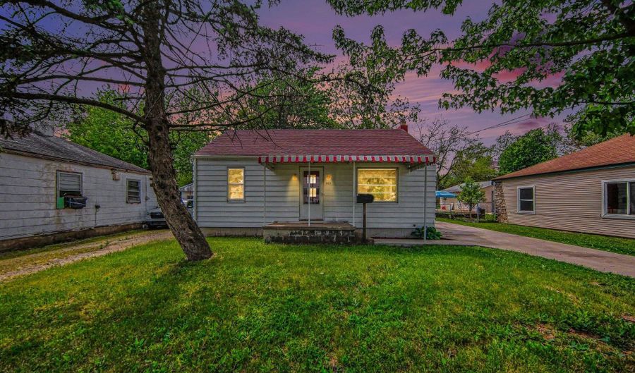 853 Addison, Adrian, MI 49221 - 2 Beds, 1 Bath