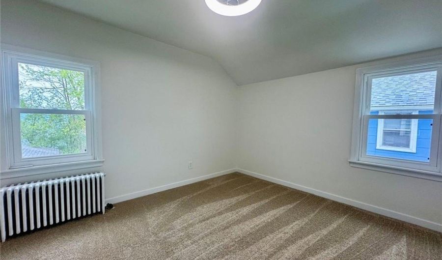 268 Callodine Ave, Amherst, NY 14226 - 2 Beds, 1 Bath