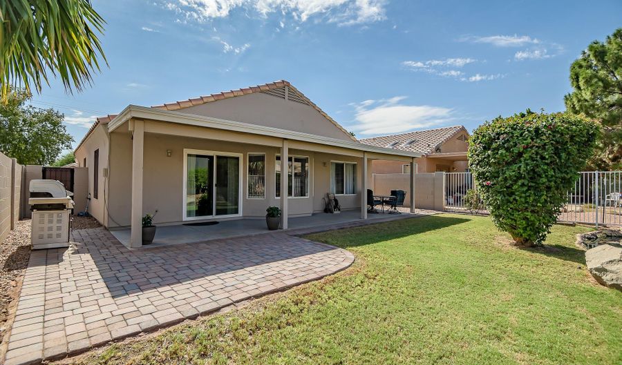 1438 E CINDY St, Chandler, AZ 85225 - 3 Beds, 2 Bath