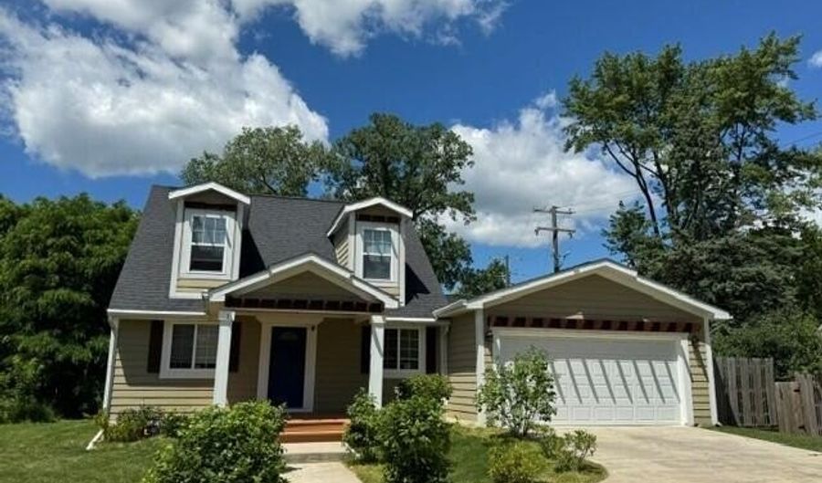 1 Maple Village Ct, Ann Arbor, MI 48103 - 3 Beds, 3 Bath