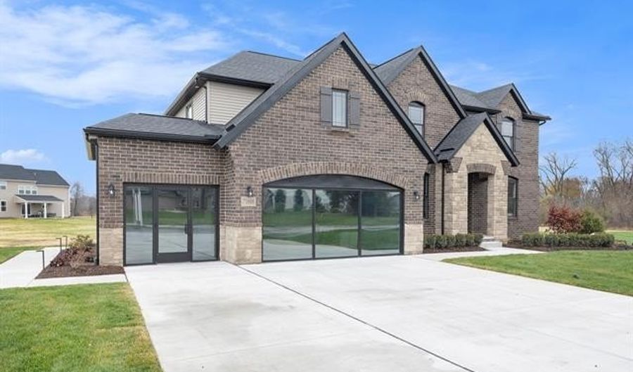 71608 Hidden River Dr, Armada, MI 48005 - 4 Beds, 4 Bath