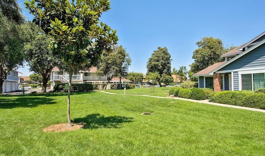 751 Pyramid Point Way, Oceanside, CA 92058 - 3 Beds, 2 Bath
