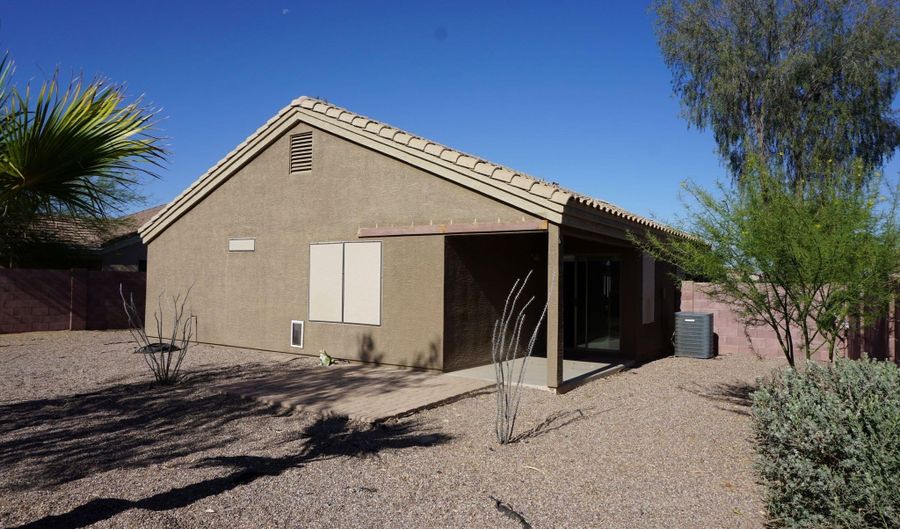 2046 N Parish Ln, Casa Grande, AZ 85122 - 4 Beds, 2 Bath