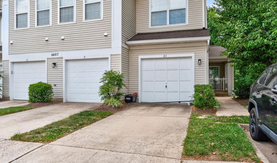 6607 THACKWELL Way 2203, Alexandria, VA 22315 - 2 Beds, 2 Bath