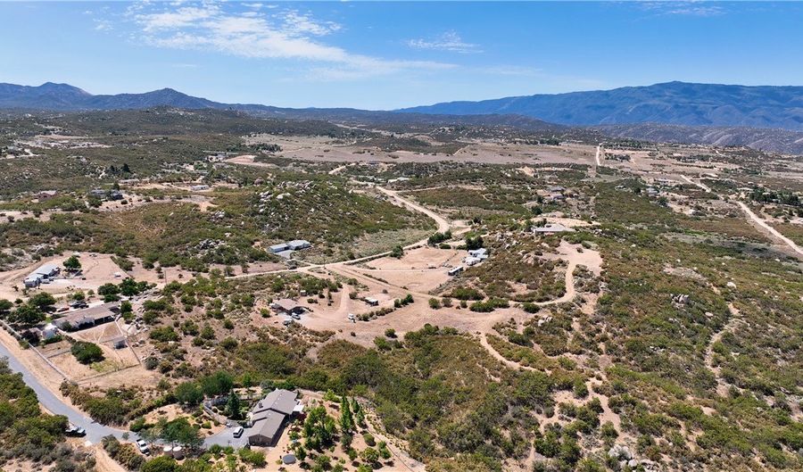 1040 Rolling Hills Dr, Aguanga, CA 92536 - 0 Beds, 0 Bath