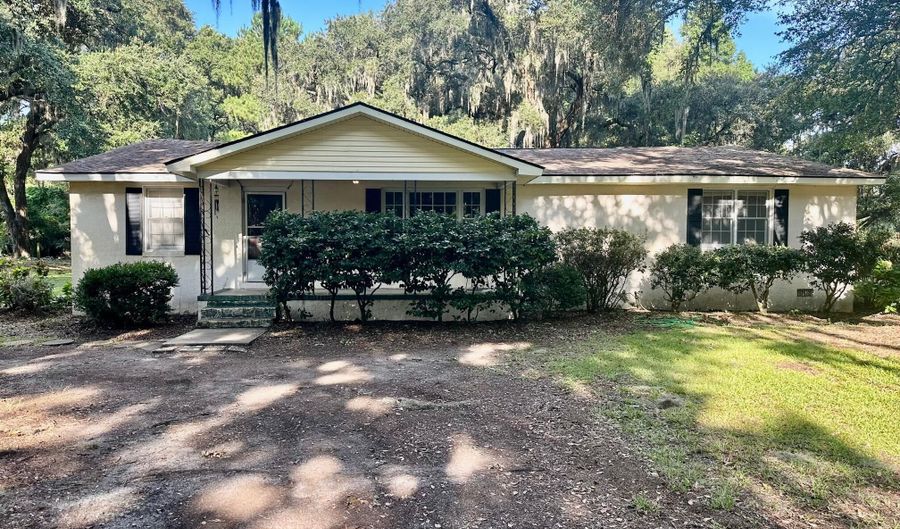 4196 Betsy Kerrison Pkwy, Johns Island, SC 29455 - 3 Beds, 2 Bath