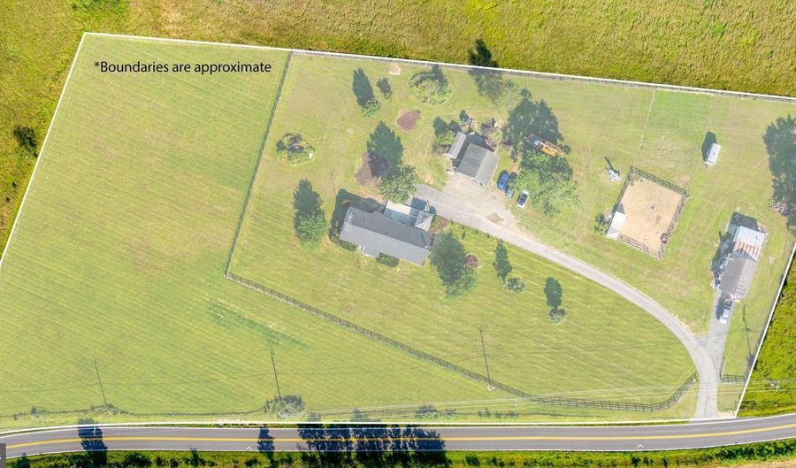 995 FORD HILL Rd, Augusta, WV 26704 - 3 Beds, 2 Bath
