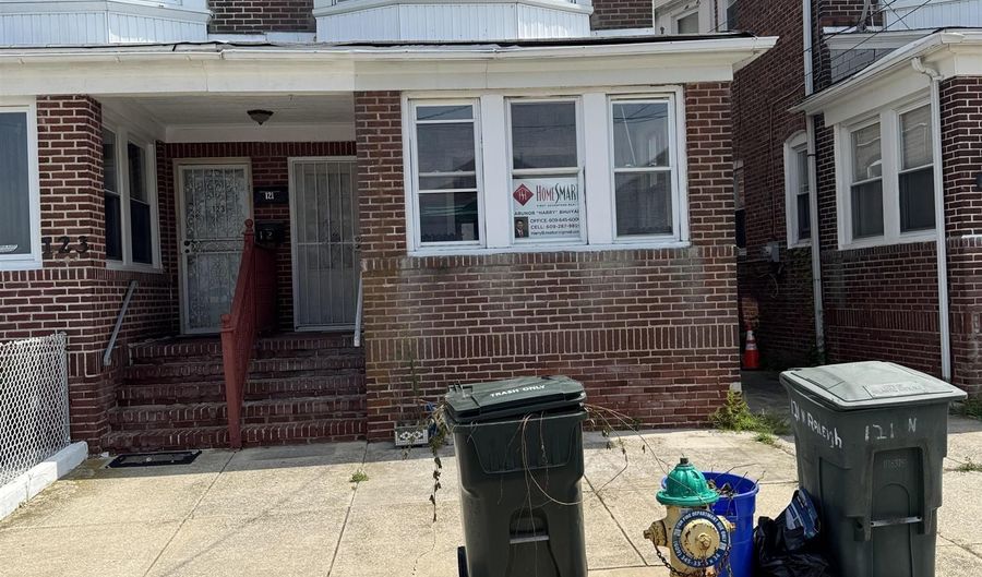 121 N Raleigh Ave, Atlantic City, NJ 08401 - 3 Beds, 2 Bath