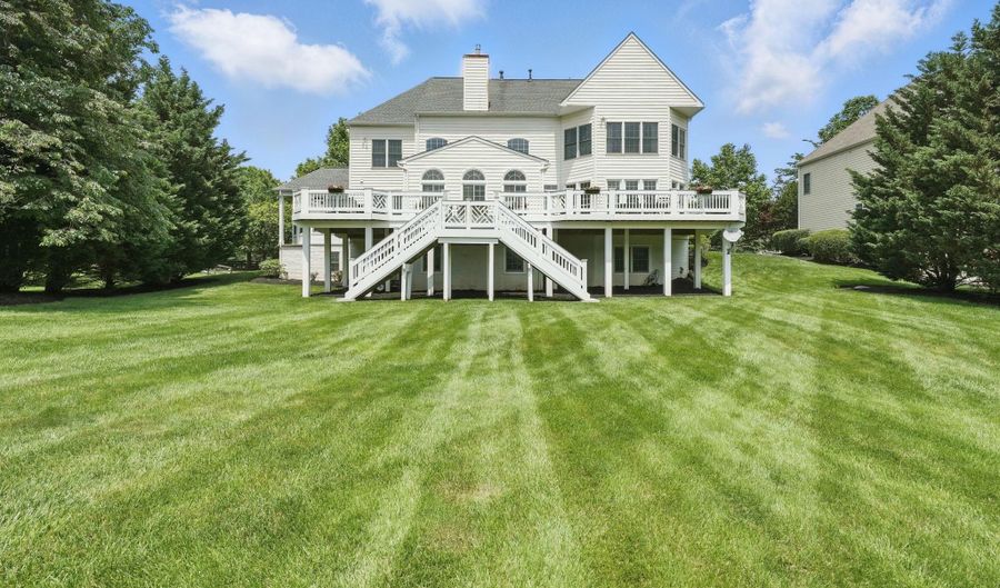 40755 LENAH RUN Cir, Aldie, VA 20105 - 7 Beds, 5 Bath