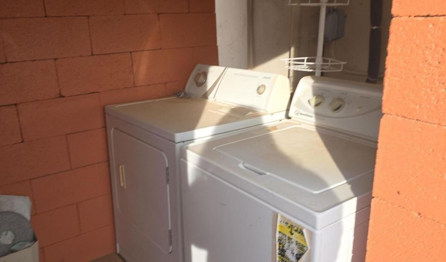 350 W Apache Way, Cochise, AZ 85606 - 3 Beds, 2 Bath