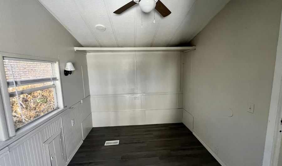 1124 Chicago Bulls St 1124, Avon Park, FL 33825 - 1 Beds, 1 Bath