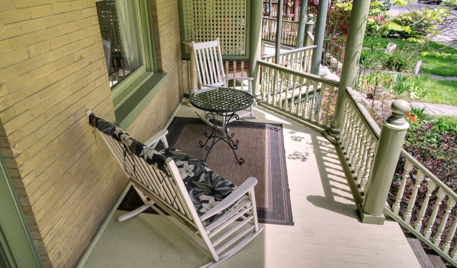 63 S Lake Ave, Albany, NY 12203 - 3 Beds, 3 Bath