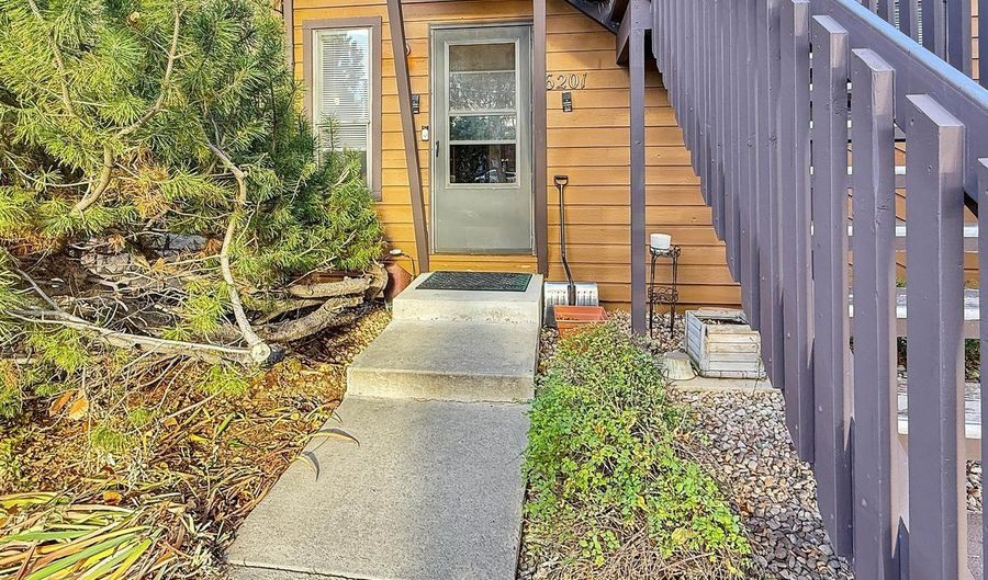 6201 Willow Ln, Boulder, CO 80301 - 2 Beds, 2 Bath