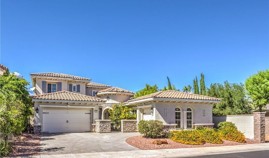 1967 Cherry Creek Cir, Las Vegas, NV 89135 - 4 Beds, 5 Bath