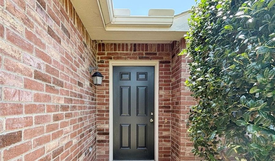 1113 Annie Oakley Dr, Anna, TX 75409 - 3 Beds, 2 Bath