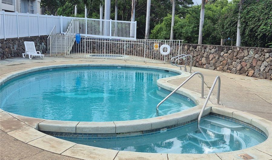 98-1042 Moanalua Rd #2-201, Aiea, HI 96701 - 3 Beds, 2 Bath