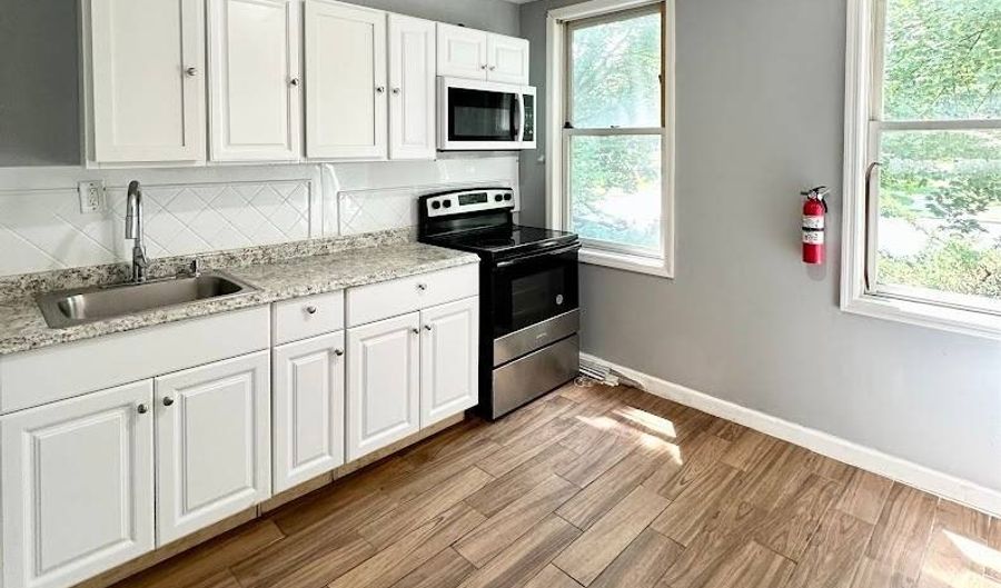 199 New Scotland Ave FL1 Front, Albany, NY 12208 - 2 Beds, 2 Bath