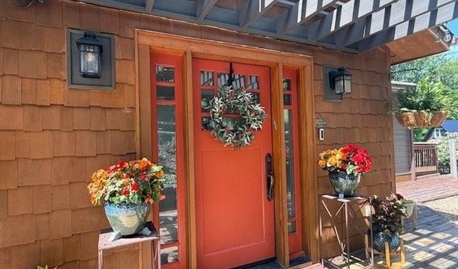 88 Covered Bridge Rd, Banner Elk, NC 28604 - 2 Beds, 1 Bath