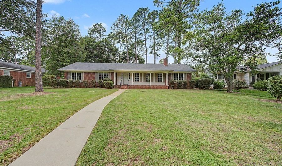 2012 Lakeridge Dr, Albany, GA 31707 - 3 Beds, 2 Bath