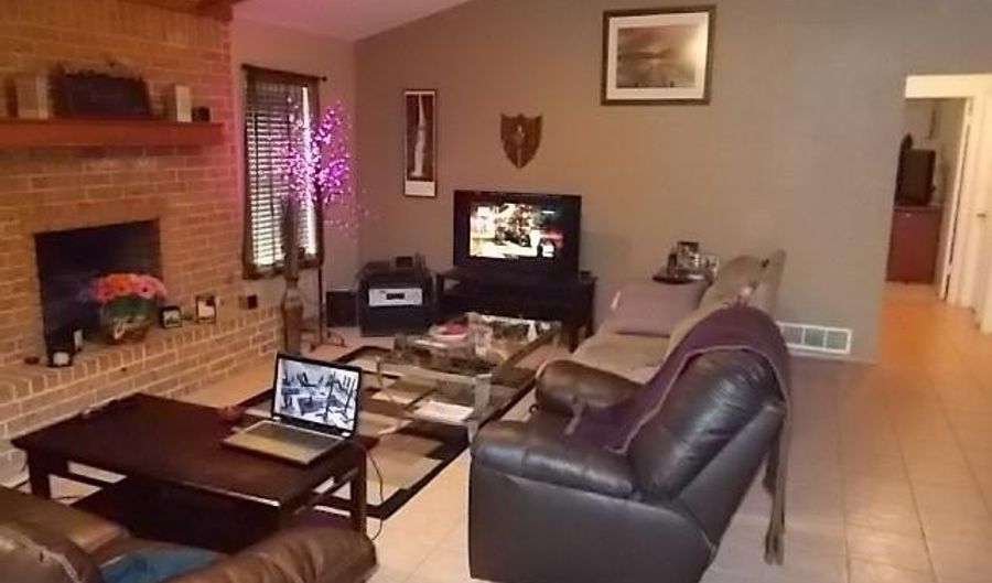 5233 Deerwood Ln, Abilene, TX 79606 - 3 Beds, 2 Bath