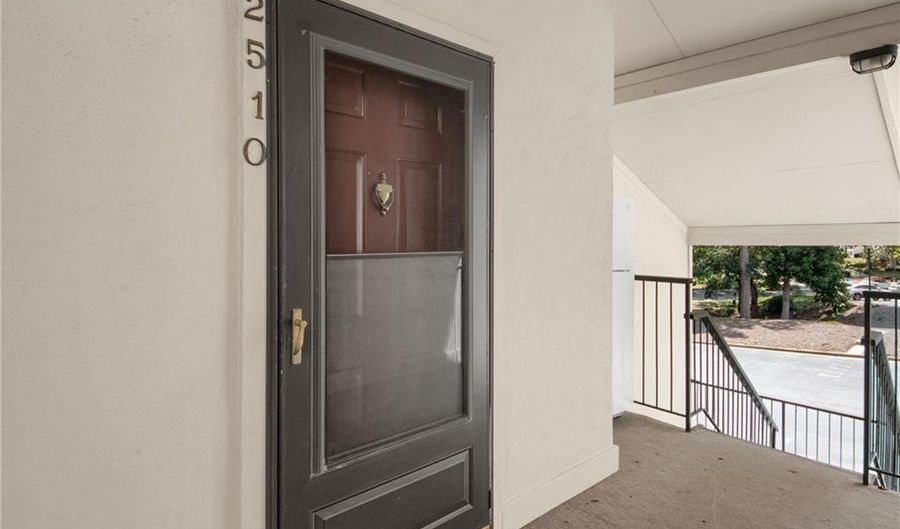 2510 Huntingdon Chase, Atlanta, GA 30350 - 1 Beds, 1 Bath