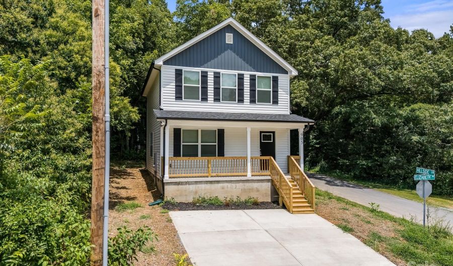 905 Elizabeth Ave, Albemarle, NC 28001 - 3 Beds, 3 Bath