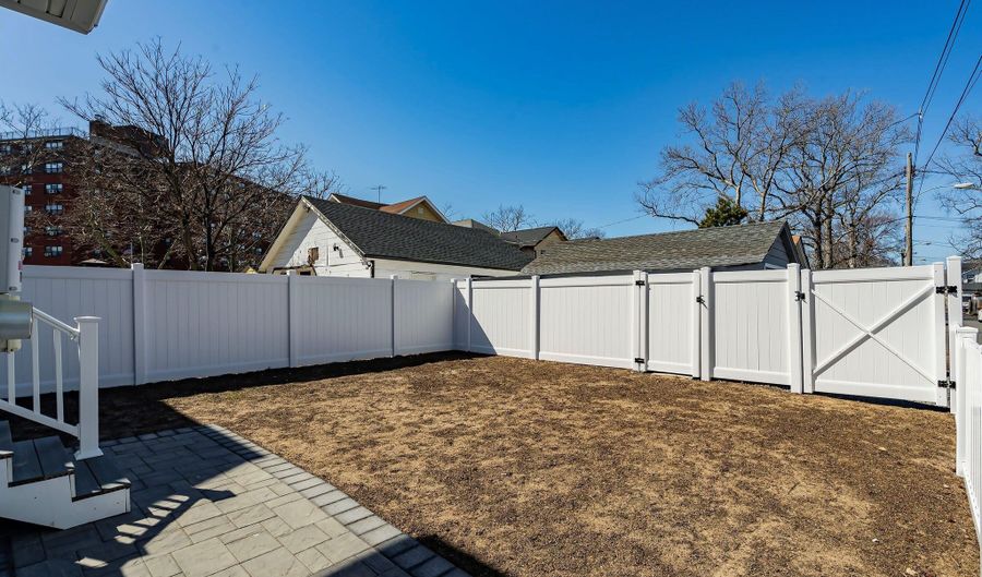 1107 Langford St, Asbury Park, NJ 07712 - 3 Beds, 3 Bath