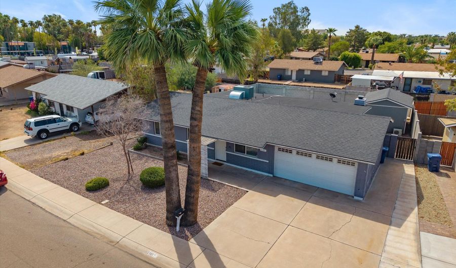 2101 W BOSTON St, Chandler, AZ 85224 - 3 Beds, 2 Bath