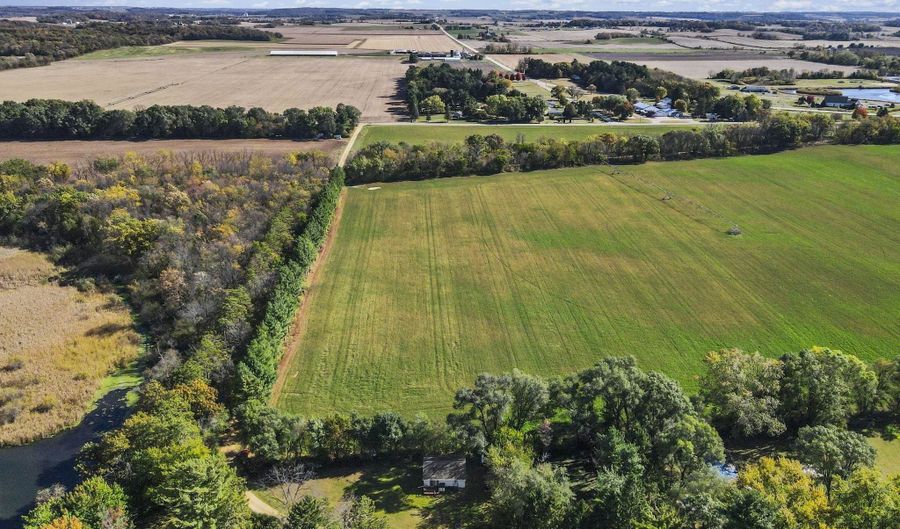 W1529 Ware Road, Albany, WI 53502 - 2 Beds, 1 Bath