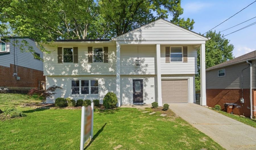 949 Yarger Dr, Anderson Twp., OH 45230 - 4 Beds, 3 Bath