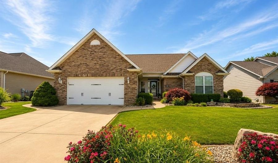 4632 Magnolia Pl, Alton, IL 62002 - 3 Beds, 3 Bath