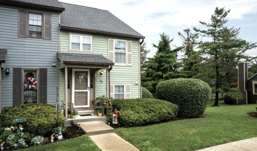 98 Wood Duck Ct, Allamuchy Twp., NJ 07840 - 2 Beds, 2 Bath