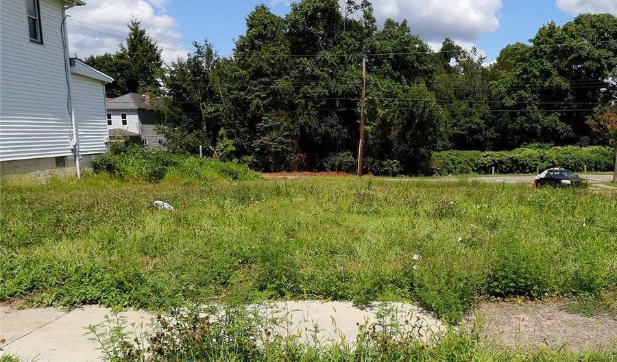 1437 1439 Oregon Ave, Steubenville, OH 43952 - 0 Beds, 0 Bath