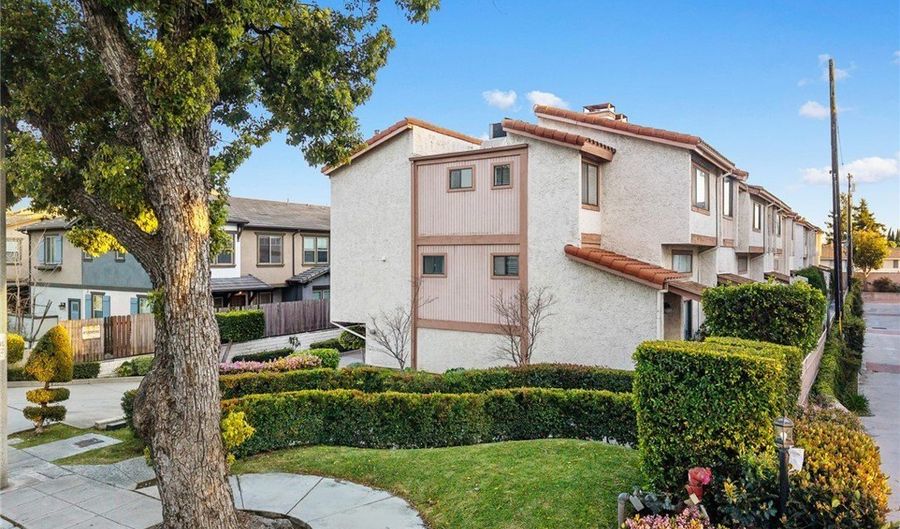 1006 Arcadia D, Arcadia, CA 91007 - 2 Beds, 3 Bath