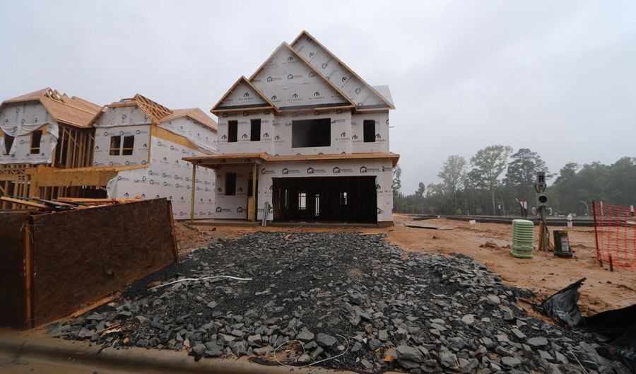 1112 Sparkling Lake Dr, Apex, NC 27523 - 3 Beds, 3 Bath