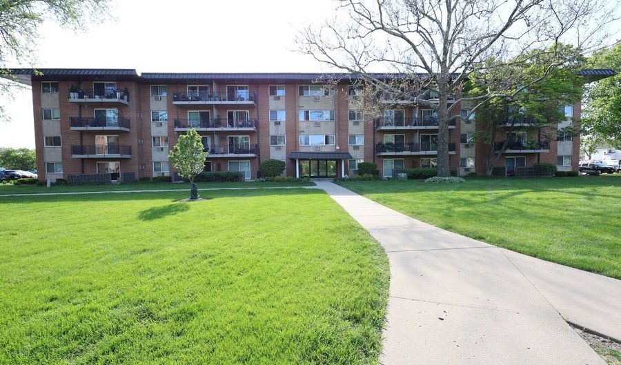 2230 S Goebbert Rd 139, Arlington Heights, IL 60005 - 1 Beds, 1 Bath