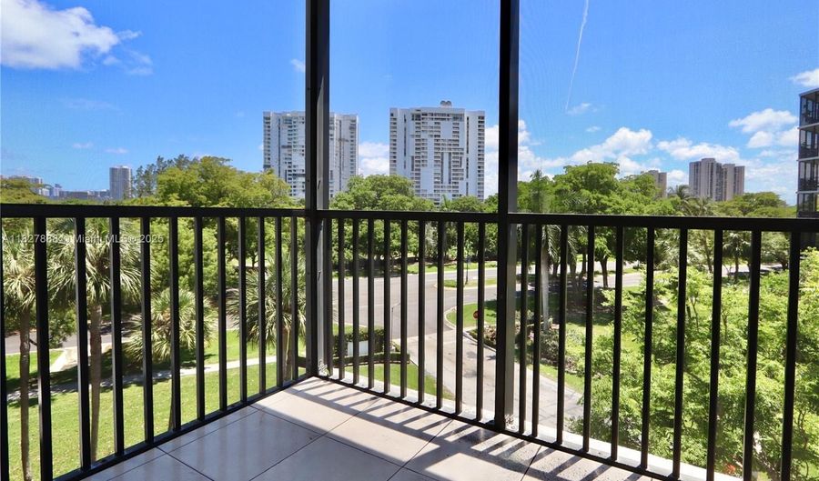 3475 N COUNTRY CLUB Dr 501, Aventura, FL 33180 - 2 Beds, 2 Bath