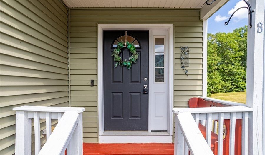 8 Alden Dr 8, Berlin, MA 01503 - 2 Beds, 3 Bath