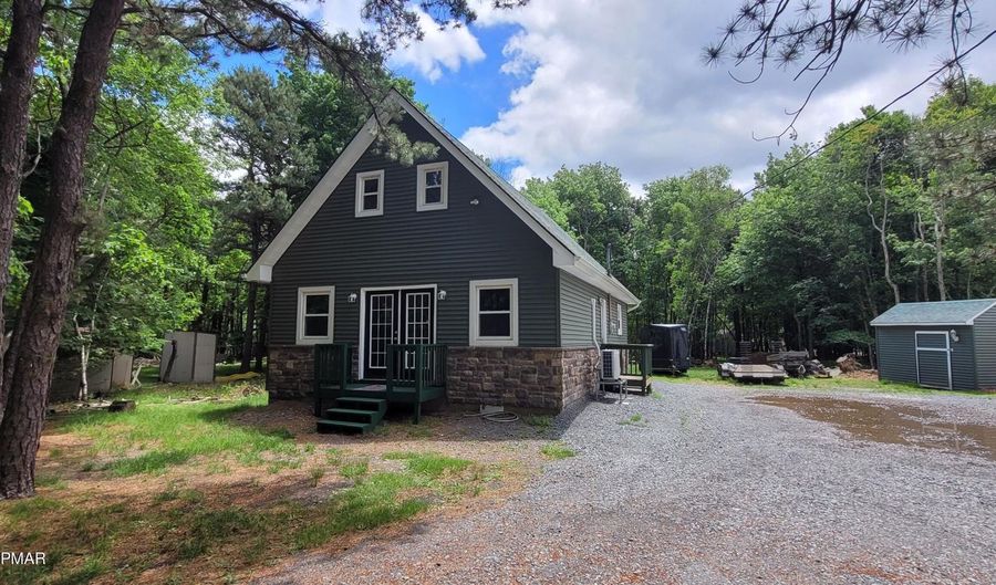 84 Parker Mews, Albrightsville, PA 18210 - 4 Beds, 2 Bath