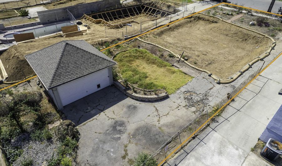952 Beverly Way, Altadena, CA 91001 - 0 Beds, 0 Bath