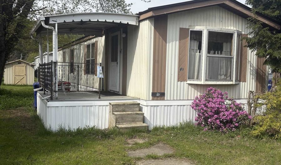40 Fogey St, Braintree, VT 05060 - 2 Beds, 1 Bath