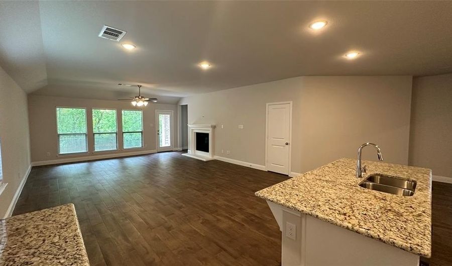 1608 Elizabeth St, Anna, TX 75409 - 4 Beds, 2 Bath