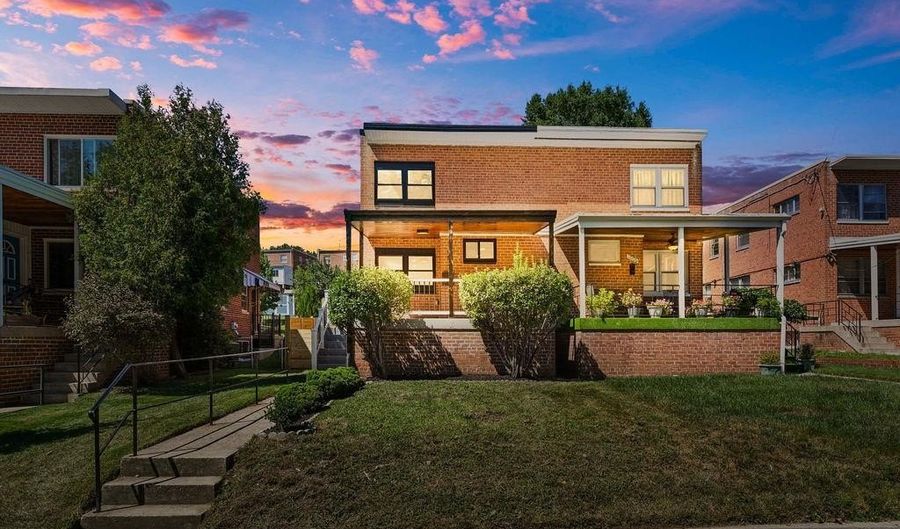 1004 GALLOWAY St NE, Washington, DC 20011 - 3 Beds, 3 Bath