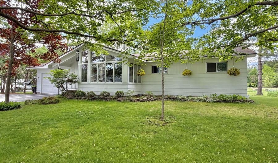 8445 Gutchess Rd, Alpena, MI 49707 - 4 Beds, 3 Bath