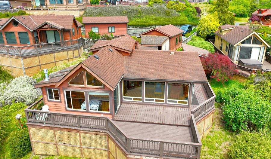 19921 WHALESHEAD Rd U9, Brookings, OR 97415 - 2 Beds, 2 Bath