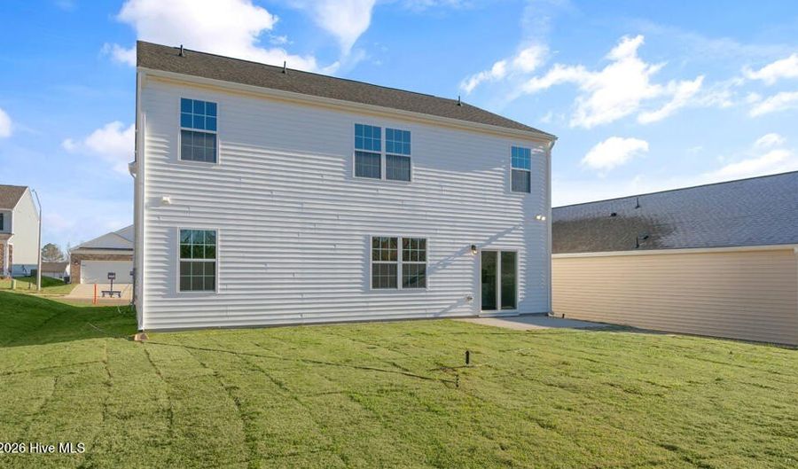 1097 Aviator Ln, Ayden, NC 28513 - 5 Beds, 3 Bath