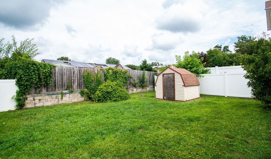 1220 Neptune Ave, Beachwood, NJ 08722 - 3 Beds, 2 Bath