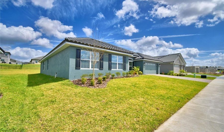 5214 TENNESSEE RIDGE Ct, Auburndale, FL 33823 - 4 Beds, 3 Bath