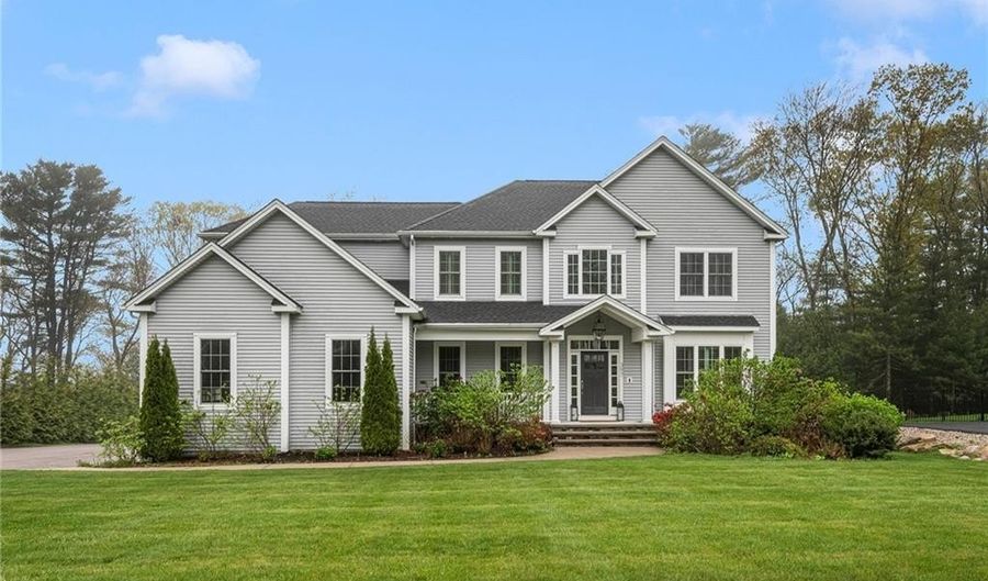 397 Sylvan Ct, North Kingstown, RI 02874 - 5 Beds, 5 Bath